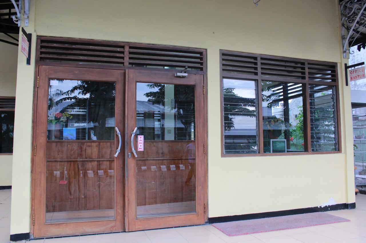 Sinar Bintang Hotel Cepu Exterior photo